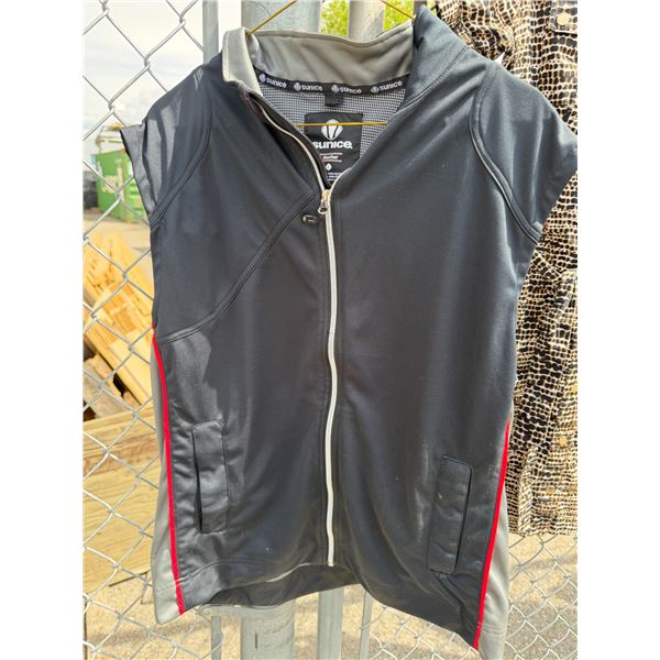 Sun ice vest size large