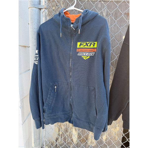 FXR zip up size XL