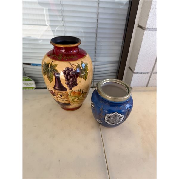 Vase and jar