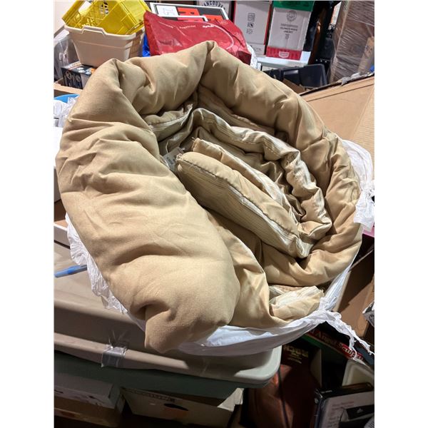 Comforter