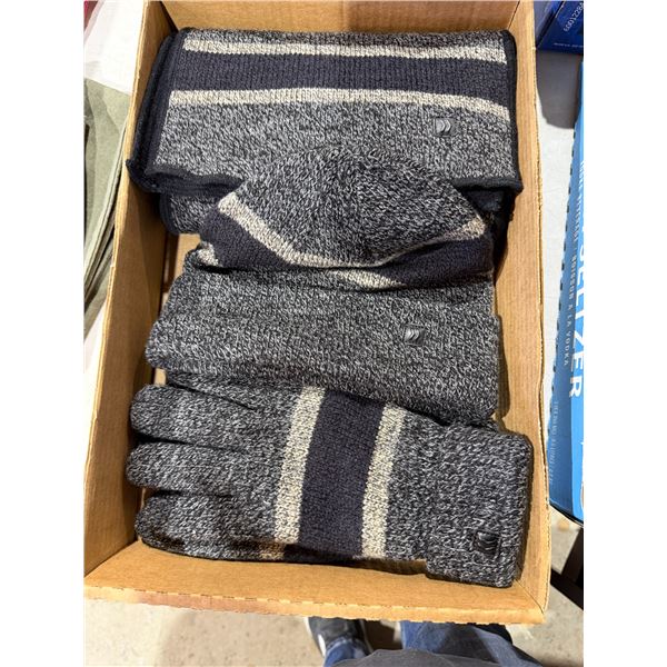 Hat, toque, and mitt set
