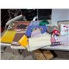 Image 1 : Table linens