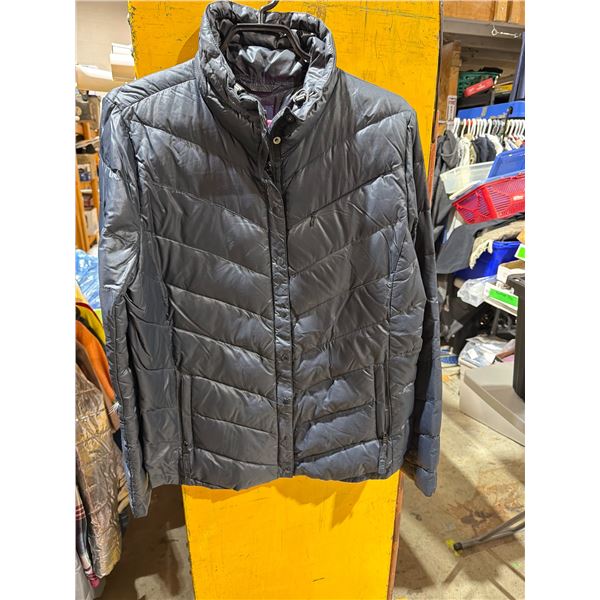 Gap size large jacket