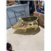 Image 1 : Rhino planter