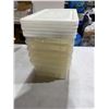 Image 1 : Small Rubbermaid storage container containers