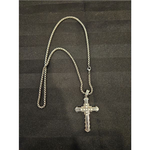 24" chain with cross