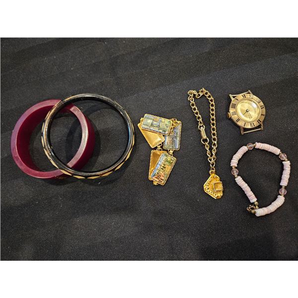 Assorted Jewlery