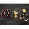 Image 1 : Assorted Jewlery