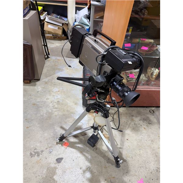 Sony Trinicon color camera with stand