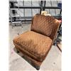 Image 1 : Bernhardt Accent chair