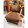 Image 2 : Bernhardt Accent chair