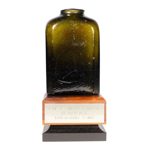 Octagonal dark brown glass snuff bottle with W imprint, with stand, ex-S.S. Republic (1865).