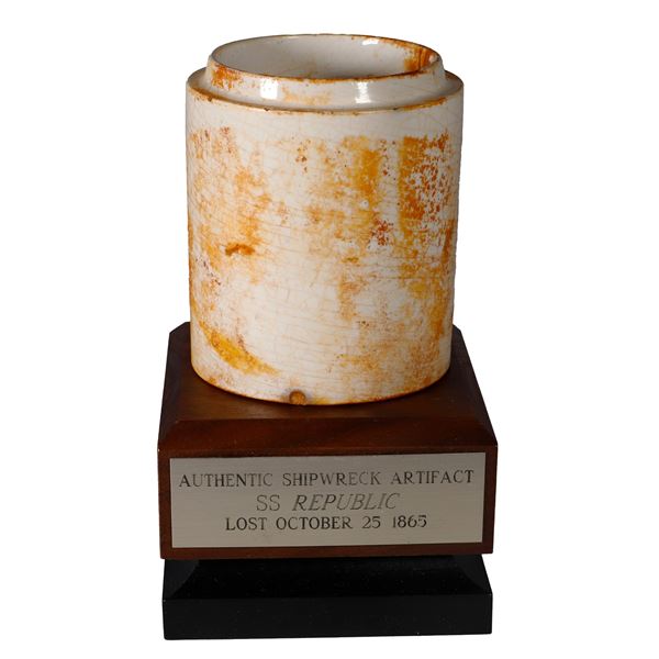 Small ceramic jar without lid, with stand, ex-S.S. Republic (1865).