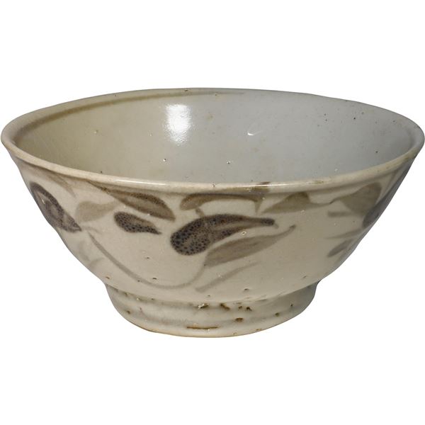 Chinese blue-on-white porcelain bowl, Qing Dynasty, ex-17th-century Chinese wreck.