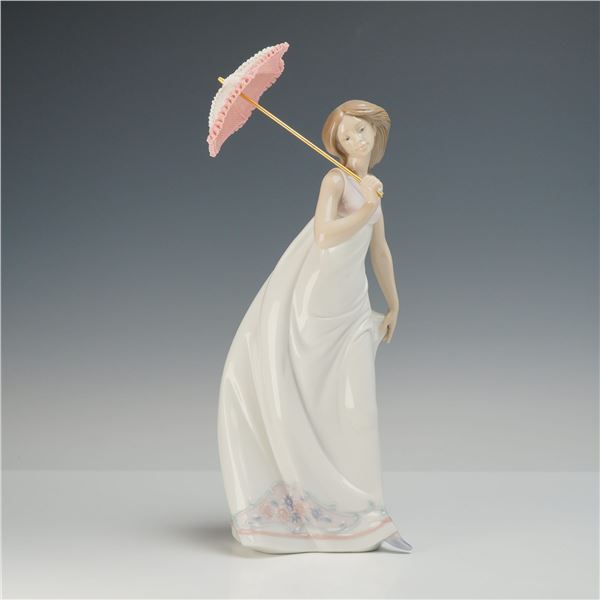 Lladro Afternoon Promenade Porcelain Figurine 7636