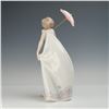 Image 2 : Lladro Afternoon Promenade Porcelain Figurine 7636