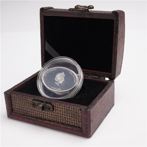 2013 5 Dollar Commemorative Issue Elizabeth II Coin