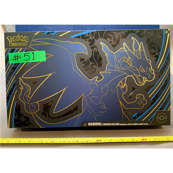 Pokemon Charizard UPC Loaded with 200+ ENG Unplayed Cards, New Mat, Box, Dice, Sleeves