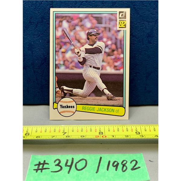 MLB Baseball Card - 1982 Donruss Vintage Reggie Jackson #535