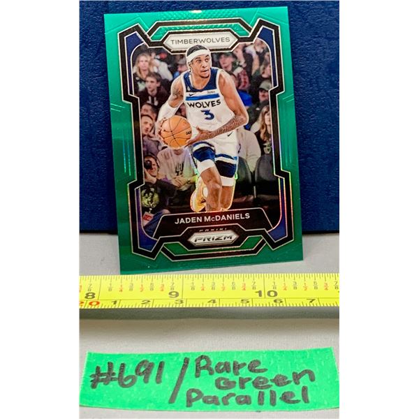 NBA Basketball - Panini Prizm 2023 Jaden McDaniels Rare Green Rainbow Parallel