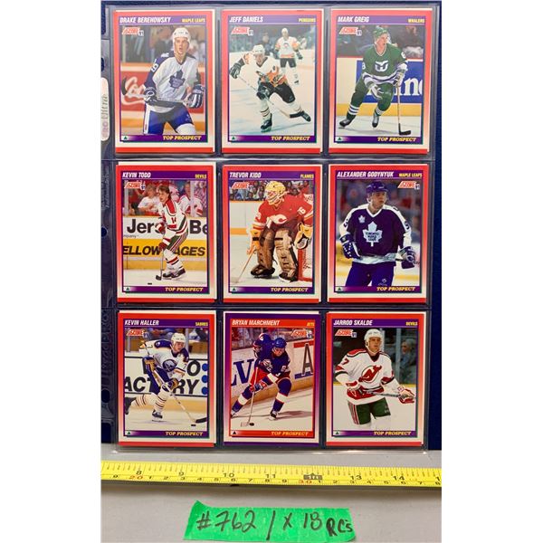NHL HOCKEY - 18 x 1990's Rookie Cards