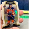 Image 2 : NHL HOCKEY - Connor McDavid Rare Die-Cut Allure White Rainbow Card