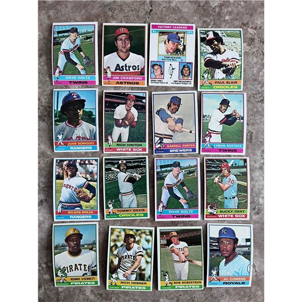 1007- 1976 Topps Baseball Cards (16)