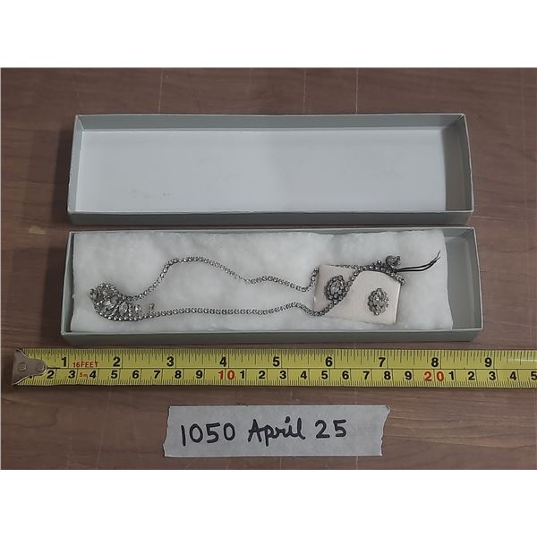 Ritine Stone Bracelet/Ear Rings.