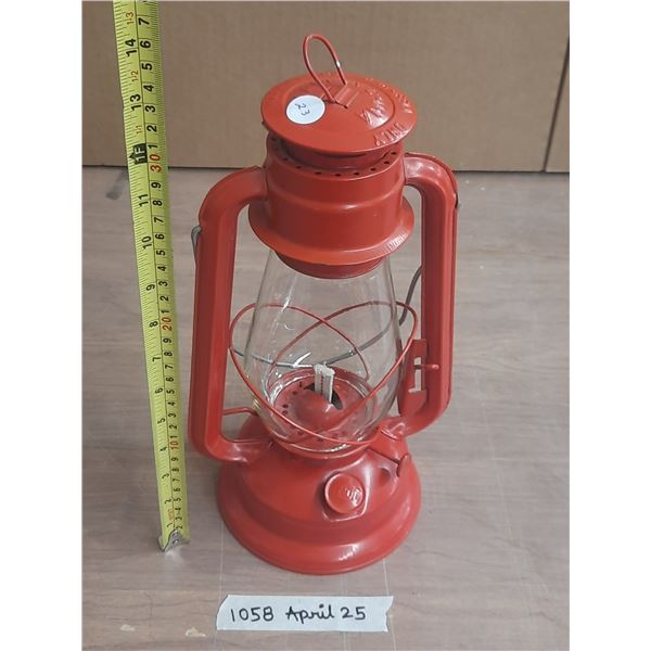 Vintage Red Barn Lantern - Excellent Condition.