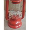 Image 5 : Vintage Red Barn Lantern - Excellent Condition.