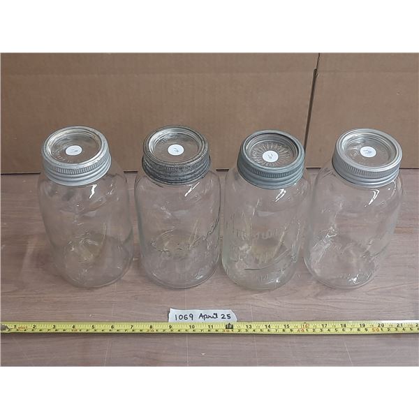(4) 2 QT Emproved GemSealers.