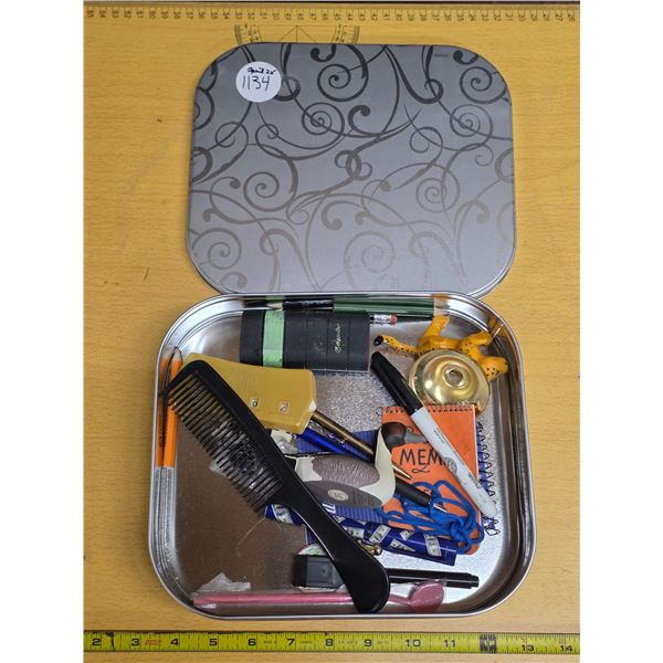 Tin of misc items