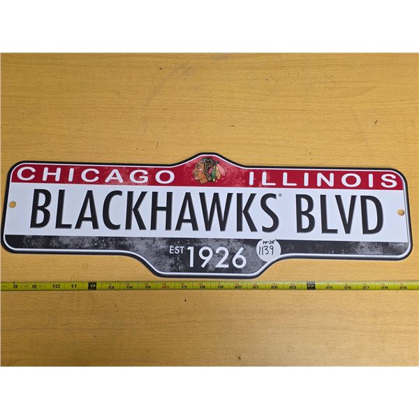 Black hawks sign