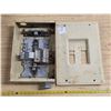 Image 1 : Breaker box