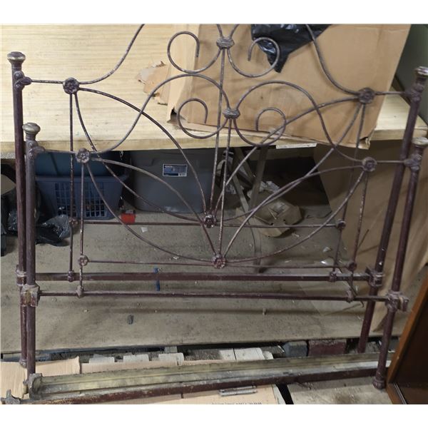 Antique bed frame and railer- 4ft width