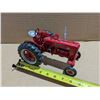 Image 5 : McCormick Farmall Die Cast Model tractor 9"x6"x5"