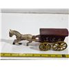 Image 1 : Cast horse and ice wagon- 8"L