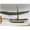 Image 3 : 3 wooden hand crafted boats