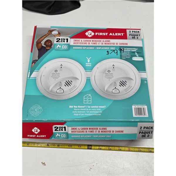 2 smoke/carbon monoxide detecters