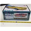 Image 2 : Sealed AMT 68 chevy corvette model car
