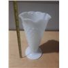 Image 1 : Vintage milk glass trumpet vase.