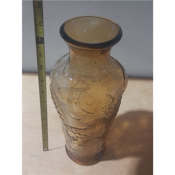 Vintage Italian amber glass vase.