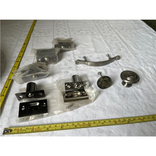 5 Ball Door Catchers, Door Pulls (4 dark coloured and 1 silver coloured)