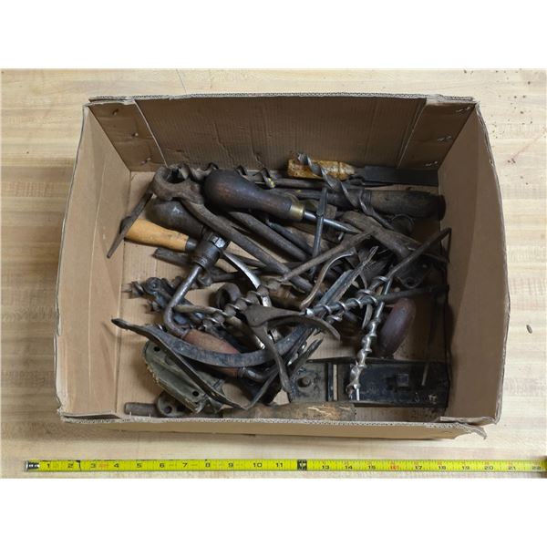Lot of vintage tools