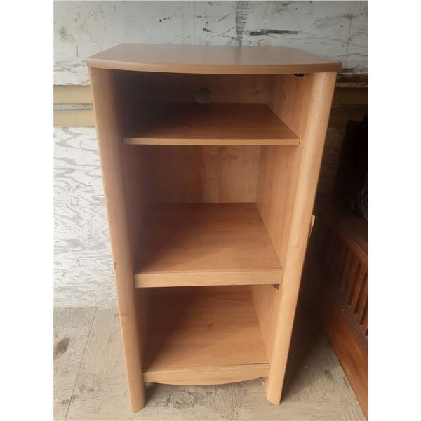 1470-Shelf (Height - 48", Breadth - 22.5", Length - 23.5)