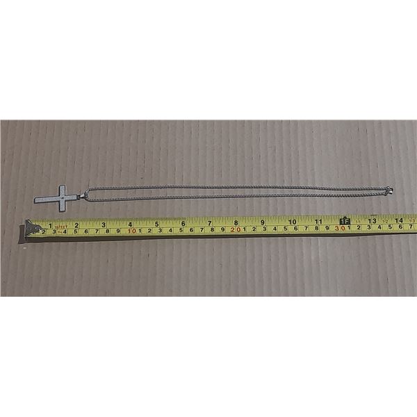 1471-Stainless Steel Cross pendant and chain