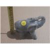 Image 1 : 1481-Heavy stone? Elephant