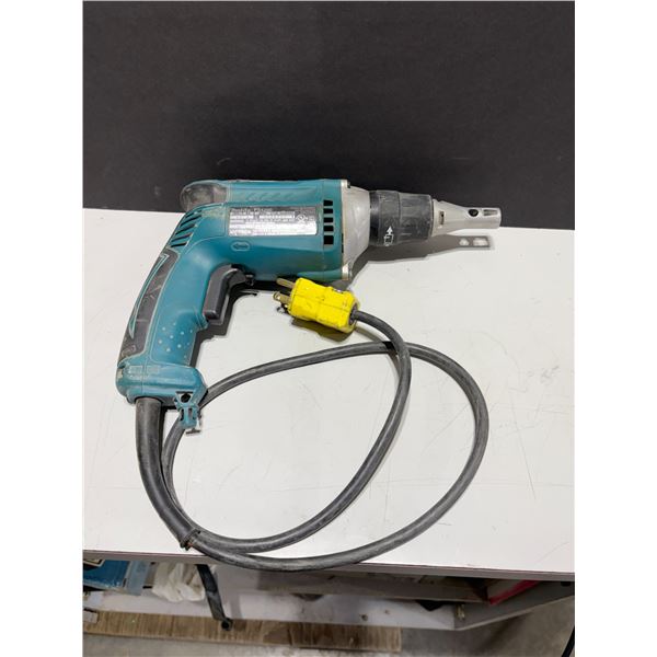 2: Makita FS4200 drywall screw drill