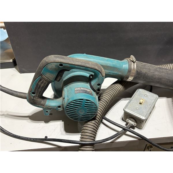3: Makita UB1103 blower works great
