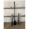 Image 1 : 9: Set of 3 new paddleboard, paddles